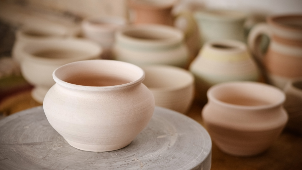 Meistarklases pieaugušajiem, Kontakti, Par mums, Pakalpojumi, Atsauksmes, Privātuma politika